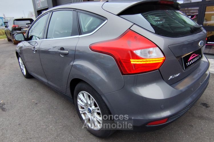 Ford Focus 1.6 tdci 115 titanium avec radar avant arriere navigation regulateur de vitesse - <small></small> 6.990 € <small>TTC</small> - #6