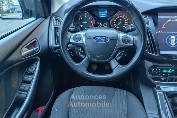 Ford Focus 1.6 tdci 115 titanium avec radar avant arriere navigation regulateur de vitesse - <small></small> 6.990 € <small>TTC</small> - #10