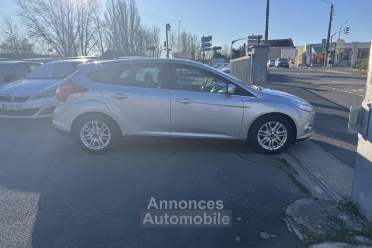 Ford Focus 1.6 TDCi FAP - 115 S&S Titanium Gps + Clim + Radar AR - <small></small> 9.490 € <small>TTC</small> - #6