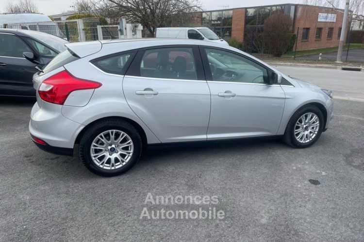 Ford Focus 1.6 titanium 105 cv - <small></small> 7.990 € <small>TTC</small> - #2