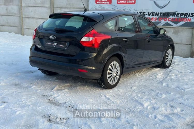 Ford Focus 1.6L 105CH 1ER MAIN - <small></small> 5.990 € <small>TTC</small> - #4