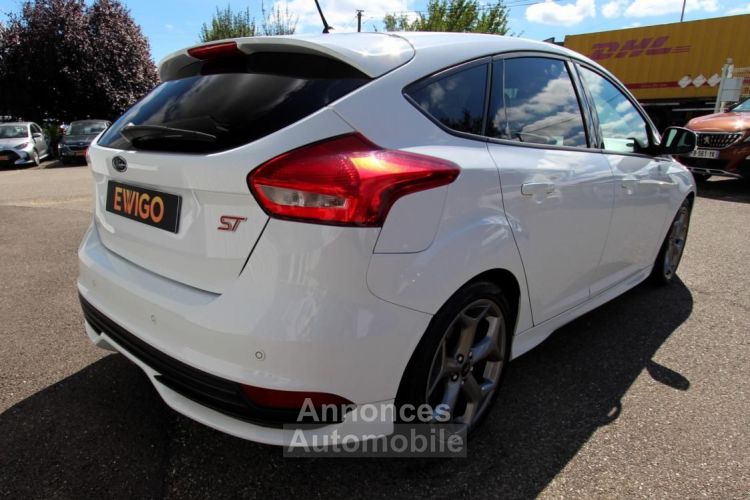 Ford Focus 2.0 ECOBOOST 250 ST - <small></small> 22.490 € <small>TTC</small> - #4