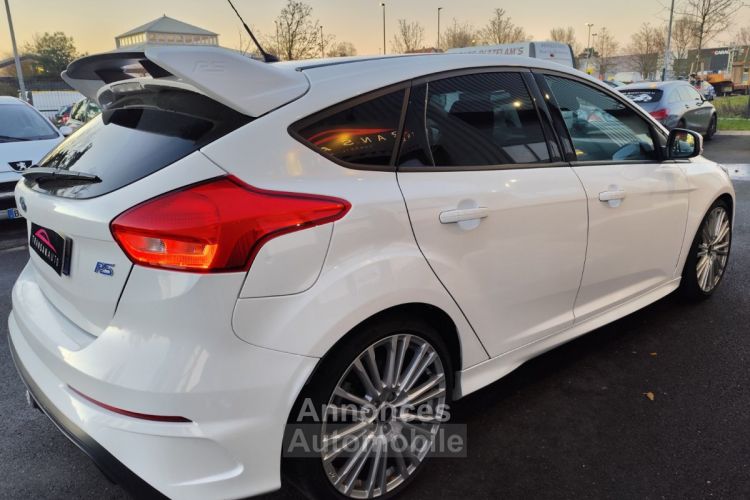 Ford Focus 2.3 ecoboost 280 s st sieges chauffants navigation climatisation automatique - <small></small> 44.990 € <small>TTC</small> - #8