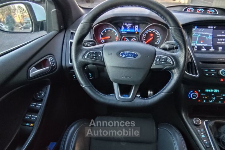 Ford Focus 2.3 ecoboost 280 s st sieges chauffants navigation climatisation automatique - <small></small> 44.990 € <small>TTC</small> - #10