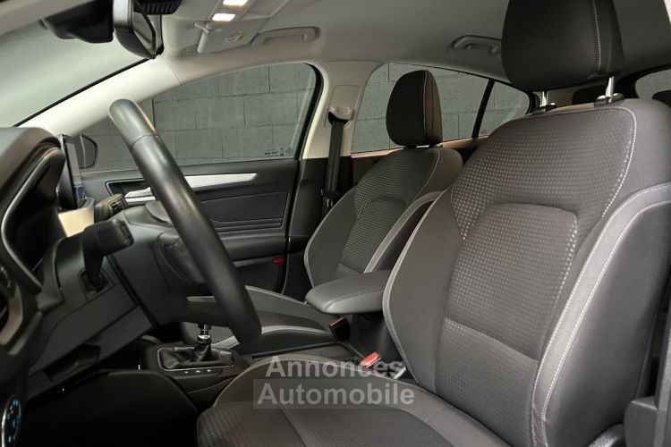 Ford Focus (4) 5P - 1.5 EcoBlue 120ch Trend Business - <small></small> 13.990 € <small>TTC</small> - #11