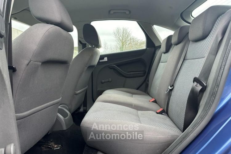 Ford Focus GHIA TDCI - <small></small> 3.290 € <small>TTC</small> - #7