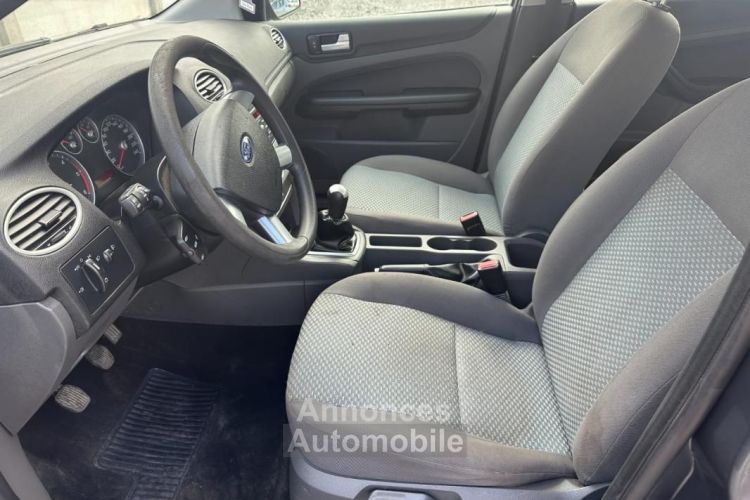 Ford Focus GHIA TDCI - <small></small> 3.490 € <small>TTC</small> - #8