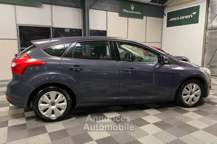 Ford Focus III 1.6 TDCi 95cv - <small></small> 6.990 € <small>TTC</small> - #3