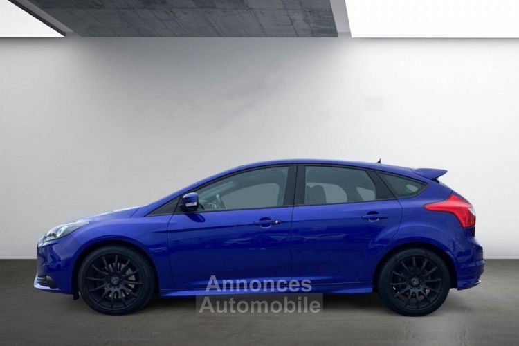 Ford Focus III (2) 2.0 ECOBOOST 250 ST - <small></small> 17.850 € <small>TTC</small> - #7