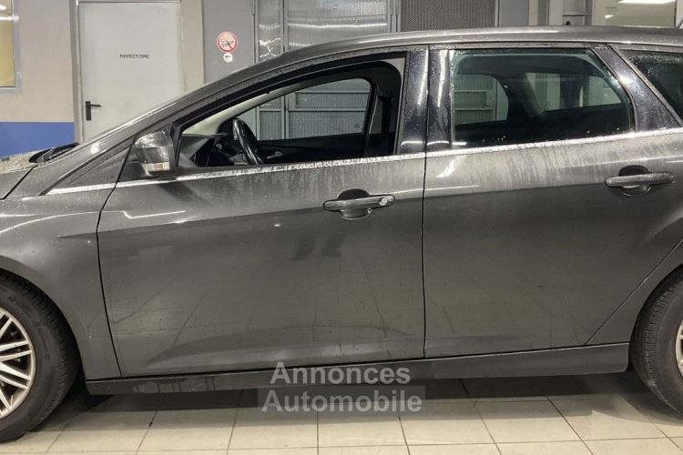 Ford Focus III PHASE 2 SW BREAK 1.0 ECOBOOST 125 Cv BOITIER ETHANOL / CRIT AIR 1 - GARANTIE 1 AN - <small></small> 10.770 € <small>TTC</small> - #8