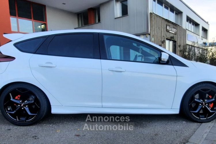 Ford Focus III ST 2.0 Phase 2 Ecoboost 250CH - <small></small> 19.990 € <small>TTC</small> - #2