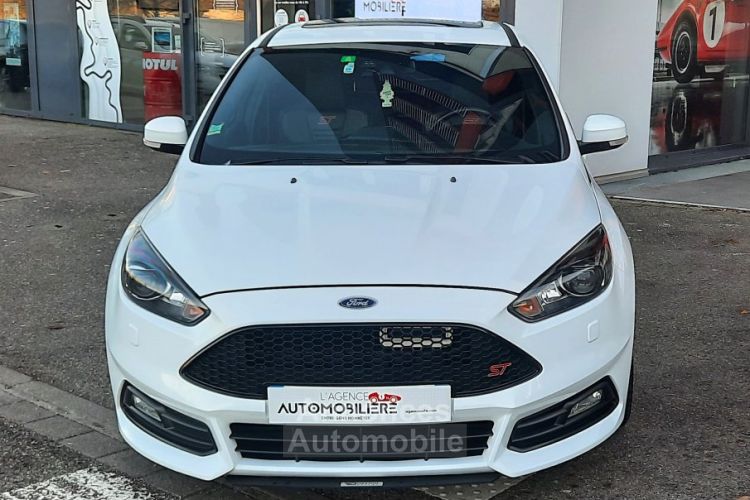 Ford Focus III ST 2.0 Phase 2 Ecoboost 250CH - <small></small> 19.990 € <small>TTC</small> - #22