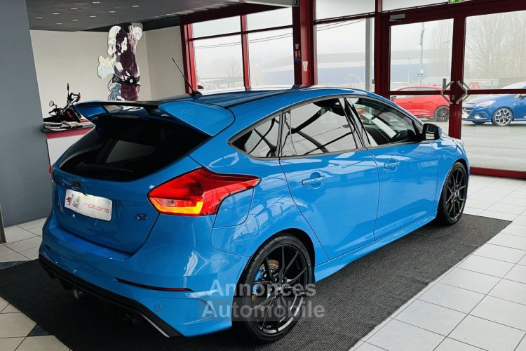 Ford Focus RS 2,3 350 4X4 GPS CAMERA SYNC RECARO PACK HIVER KEYLESS FEUX BI-XENON JANTES 19 FORGÉES EXCE - <small></small> 33.990 € <small>TTC</small> - #2