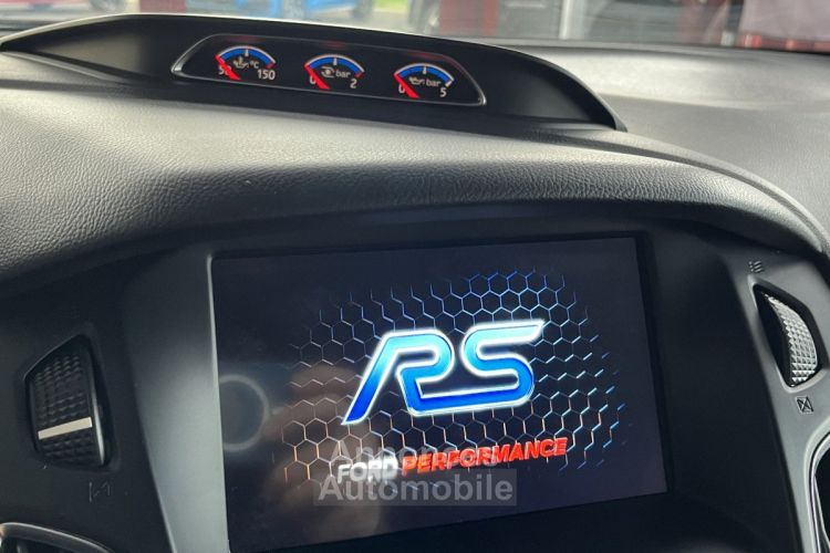 Ford Focus RS 2,3 350 4X4 TOIT OUVRANT GPS CAMERA HIFI SONY PACK HIVER JANTES FORGÉES CARPLAY REGULATEUR - <small></small> 38.990 € <small>TTC</small> - #18