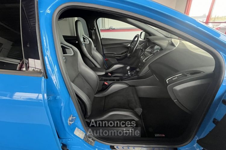 Ford Focus RS 2,3 350 AWD GPS APPLE CAR PLAY PARK PILOT HIFI SONY RECARO REGULATEUR LIMITEUR KEYLESS FEUX - <small></small> 34.990 € <small>TTC</small> - #18