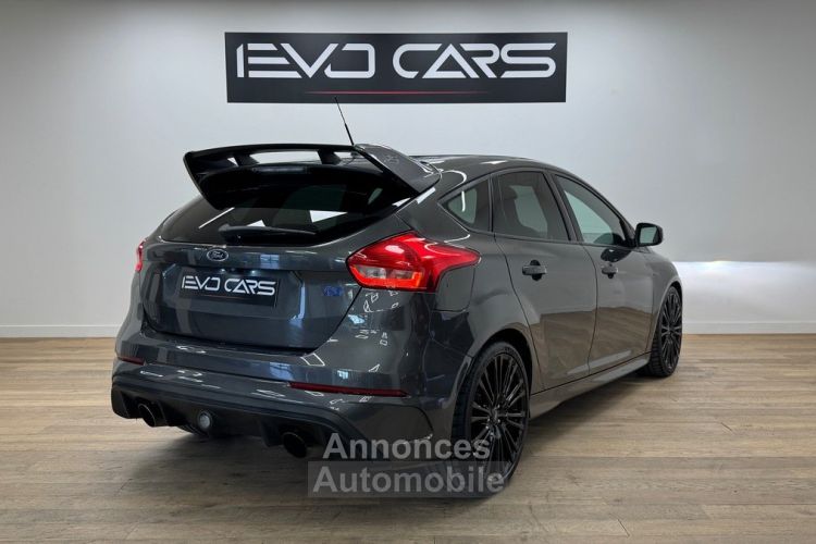 Ford Focus RS 2.3 350 ch Caméra / Recaro Sony Etriers de freins bleu - <small></small> 29.990 € <small>TTC</small> - #2