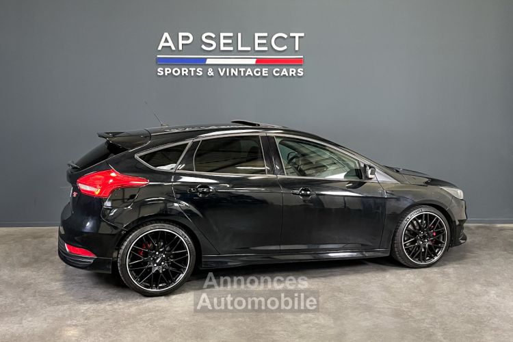 Ford Focus ST 2.0 250ch PANO, CAM, RECARO - <small></small> 19.990 € <small>TTC</small> - #16