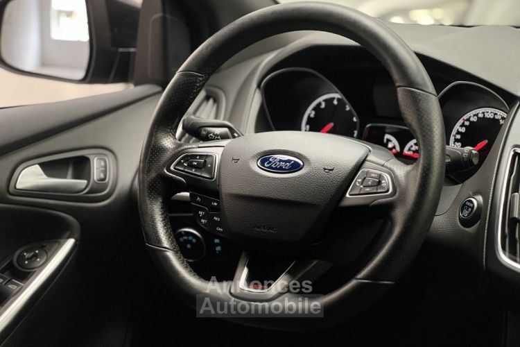 Ford Focus ST 2.0 ECOBOOST 250CH - <small></small> 16.999 € <small>TTC</small> - #15