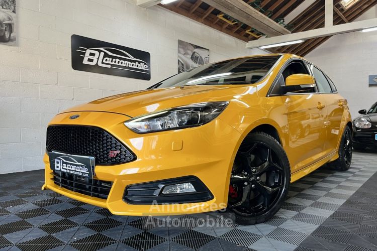 Ford Focus ST 2.0 ECOBOOST 250ch - <small></small> 19.980 € <small>TTC</small> - #1