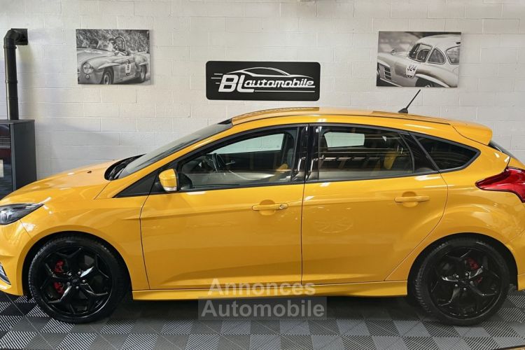 Ford Focus ST 2.0 ECOBOOST 250ch - <small></small> 19.980 € <small>TTC</small> - #2