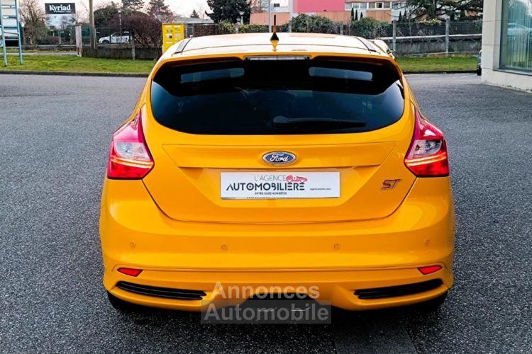 Ford Focus ST 2.0 SCTi ECOBOOST 250 CV RECARO 16V - <small></small> 15.990 € <small>TTC</small> - #4