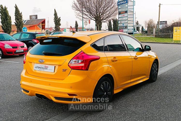 Ford Focus ST 2.0 SCTi ECOBOOST 250 CV RECARO 16V - <small></small> 15.990 € <small>TTC</small> - #5