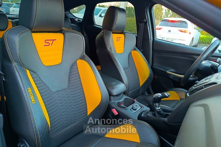 Ford Focus ST 2.0 SCTi ECOBOOST 250 CV RECARO 16V - <small></small> 15.990 € <small>TTC</small> - #13