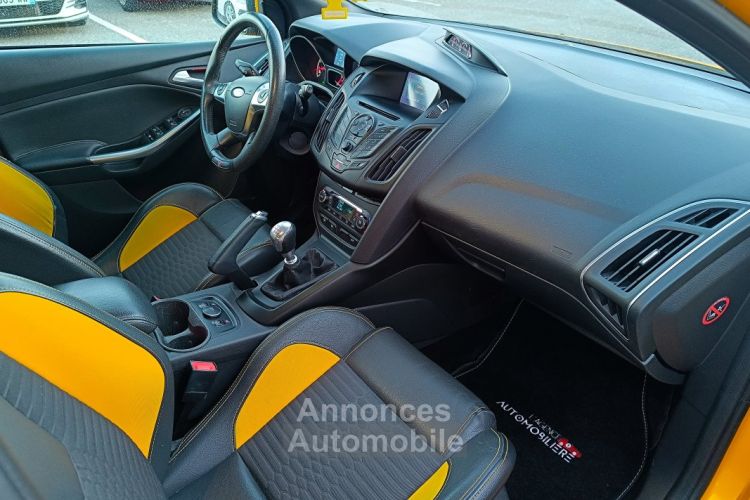 Ford Focus ST 2.0 SCTi ECOBOOST 250 CV RECARO 16V - <small></small> 15.990 € <small>TTC</small> - #14