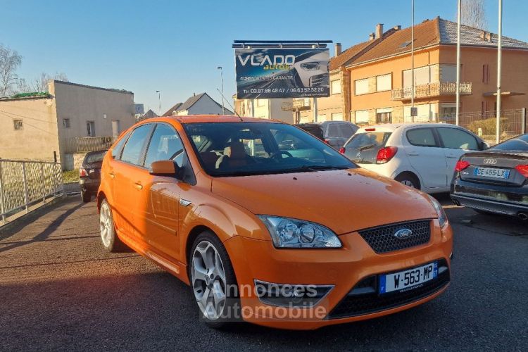 Ford Focus ST 2.5 225cv 5p - <small></small> 10.990 € <small>TTC</small> - #1