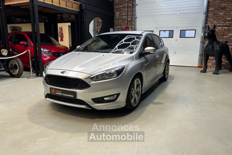 Ford Focus ST-Line 1.0 EcoBoost 125 cv SS - CARPLAY - <small></small> 11.990 € <small>TTC</small> - #1