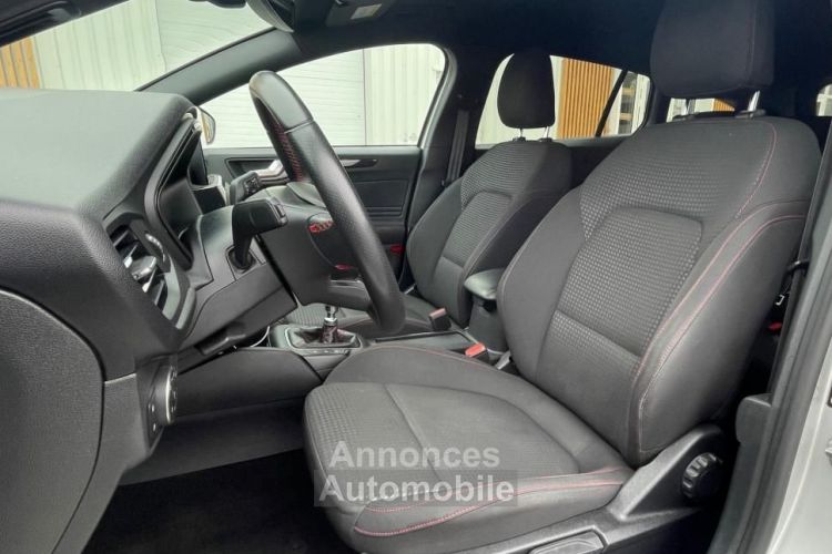 Ford Focus SW 1.5 120 ST-LINE APPLE CARPLAY CAMERA DE RECUL ATTELAGE - <small></small> 14.980 € <small>TTC</small> - #12