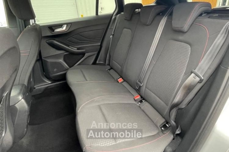 Ford Focus SW 1.5 120 ST-LINE APPLE CARPLAY CAMERA DE RECUL ATTELAGE - <small></small> 14.980 € <small>TTC</small> - #13