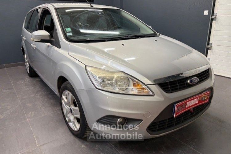 Ford Focus SW 1.6 TDCi 110 FAP Trend - <small></small> 3.400 € <small>TTC</small> - #2