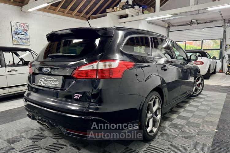 Ford Focus SW 2.0 SCTI 250CH ECOBOOST ST - <small></small> 16.990 € <small>TTC</small> - #13