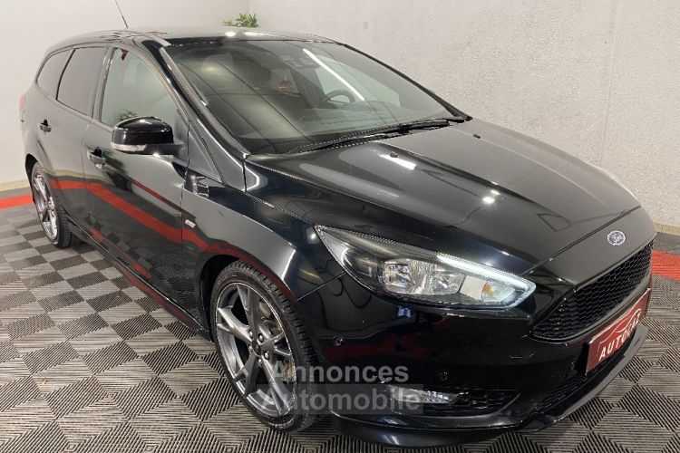 Ford Focus SW 2.0 TDCi 150 SetS ST Line  - <small></small> 11.990 € <small>TTC</small> - #5