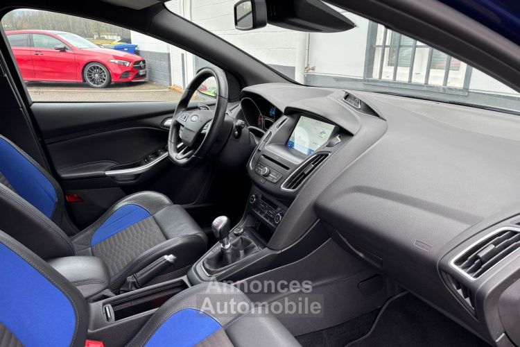 Ford Focus SW ST 2.0 ECOBOOST 250 CV / RECARO / GPS / SIEG CH / REGUL / MIRROR LINK / GTIE 12 MOIS - <small></small> 20.990 € <small>TTC</small> - #16