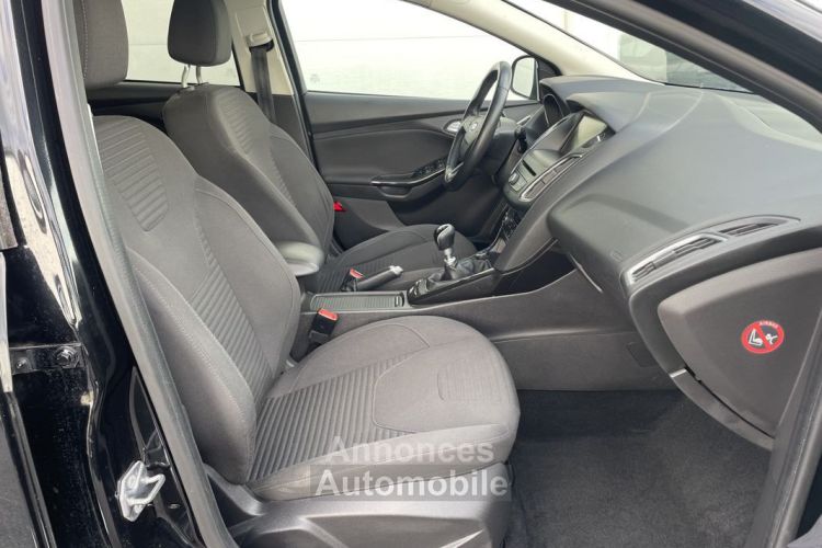 Ford Focus tdci 115 titanium - <small></small> 8.990 € <small>TTC</small> - #4