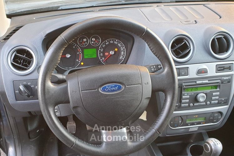 Ford Fusion + 1.4 TDCI 68PLUS - <small></small> 6.490 € <small>TTC</small> - #11