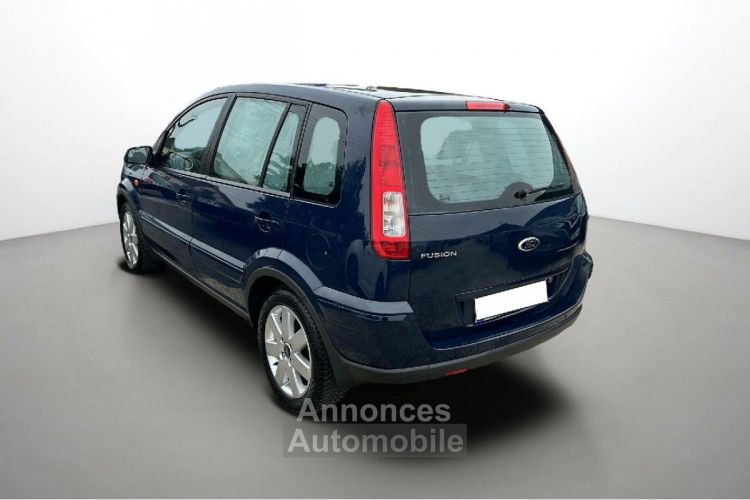 Ford Fusion 1.6 100 Plus BVA - <small></small> 4.990 € <small>TTC</small> - #4