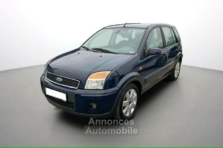 Ford Fusion 1.6 100 Plus BVA - <small></small> 4.990 € <small>TTC</small> - #1