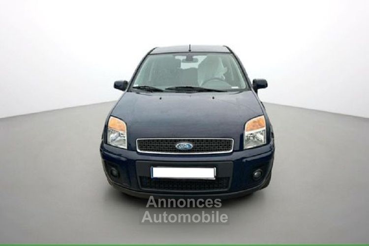 Ford Fusion 1.6 100 Plus BVA - <small></small> 4.990 € <small>TTC</small> - #10