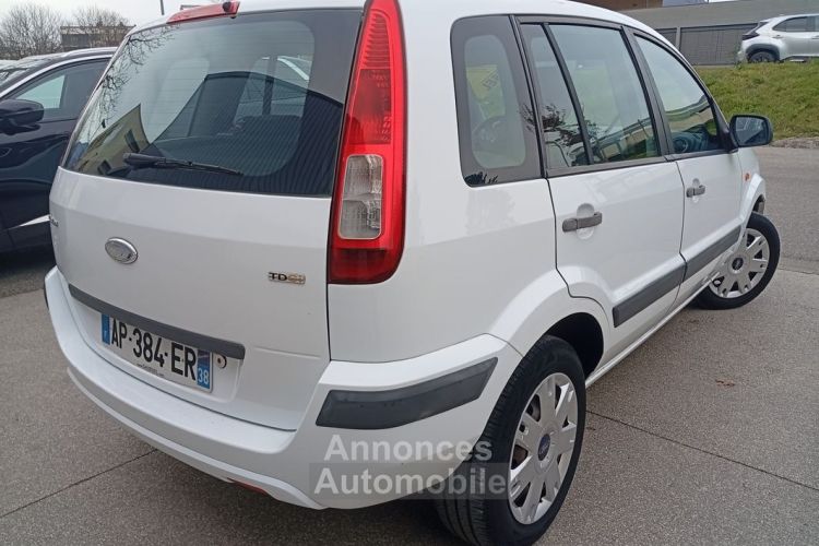 Ford Fusion tdci 99.000klm 1ere main c ok 5portes garantie 12 mois 5500 carte grise offerte - <small></small> 5.500 € <small>TTC</small> - #3