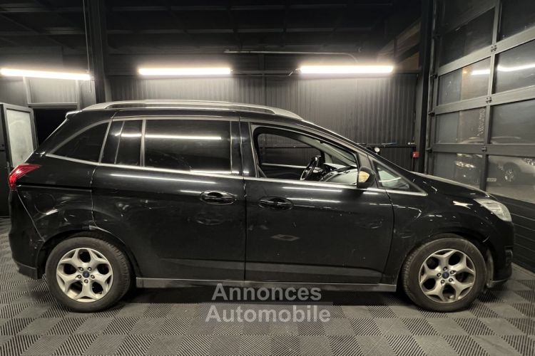 Ford Grand C-MAX II 1.6 TDCI 115 Cv 1ERE MAIN / 7 PLACES 96 900 Kms CRIT AIR 2 - GARANTIE 1 AN - <small></small> 9.970 € <small>TTC</small> - #3