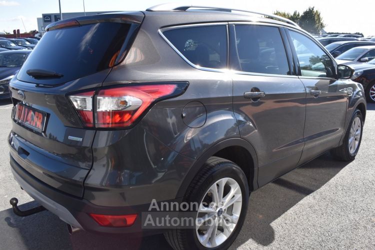 Ford Kuga 1.5 ECOBOOST 150CH STOP&START TITANIUM 4X2 - <small></small> 15.490 € <small>TTC</small> - #2