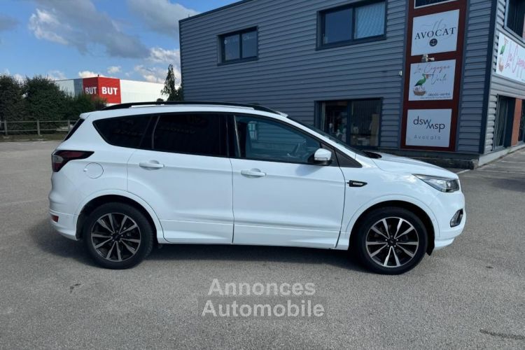 Ford Kuga 1.5 FLEXIFUEL 150ch ST-LINE 4X2 START-STOP - <small></small> 17.990 € <small>TTC</small> - #4