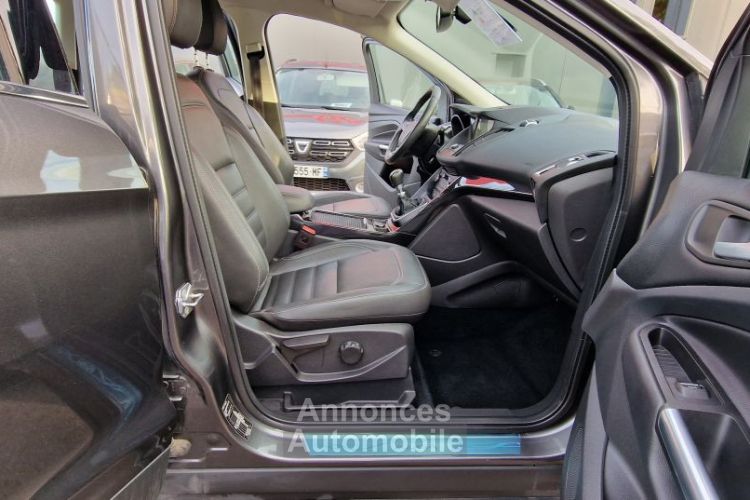 Ford Kuga 1.5 Flexifuel-E85 150 SetS 4x2 Titanium - <small></small> 17.890 € <small>TTC</small> - #11