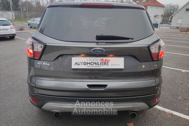 Ford Kuga 1.5 TDCi 120ch Stop&Start Titanium 4x2 - <small></small> 9.990 € <small>TTC</small> - #4