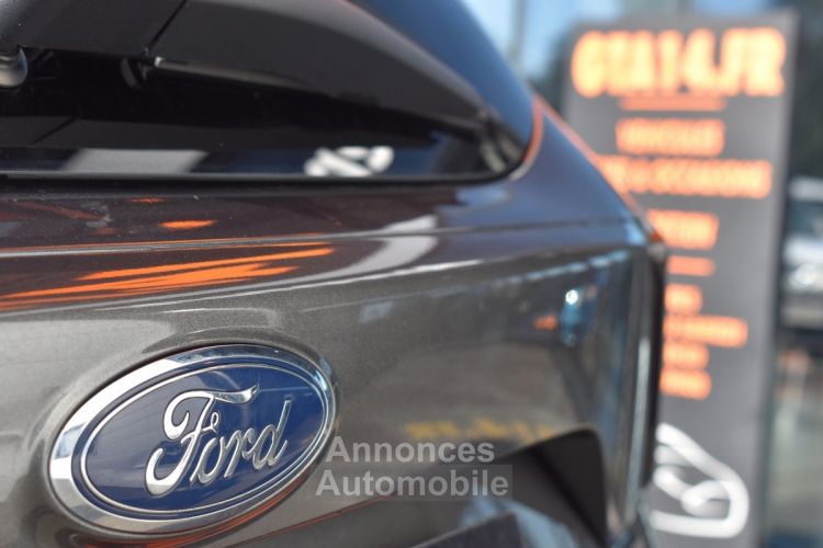 Ford Kuga 1.5 TDCI 120CH STOP&START TITANIUM 4X2 POWERSHIFT - <small></small> 13.790 € <small>TTC</small> - #19