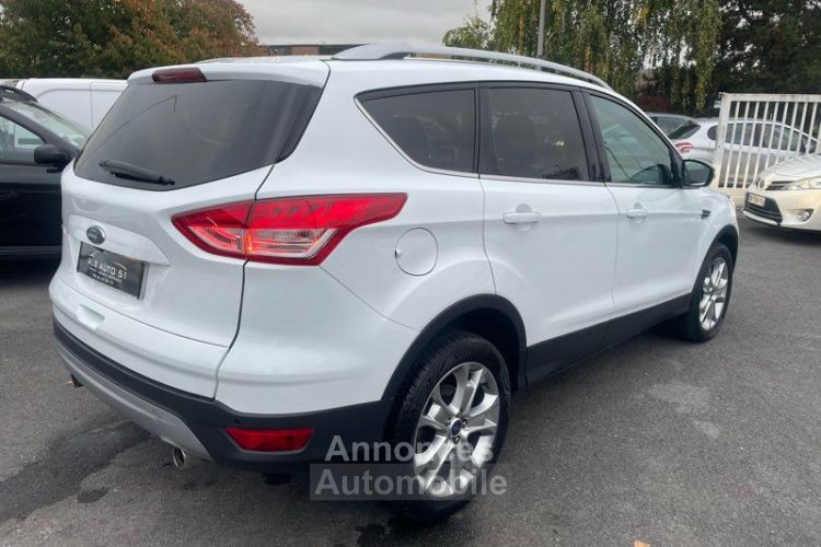 Ford Kuga 2.0 l tdci 150 titanium 4x4 - <small></small> 11.500 € <small>TTC</small> - #2