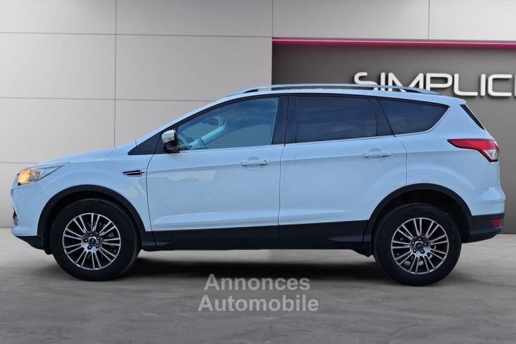 Ford Kuga 2.0 TDCi 115 ch 4x2 Titanium - <small></small> 8.490 € <small>TTC</small> - #9